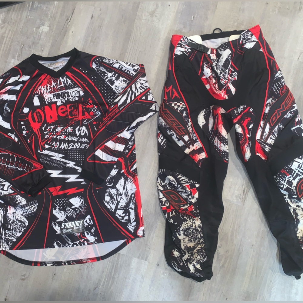 Men’s dirt biking pants and jersey